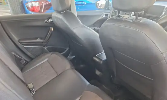 PEUGEOT-2008-1.6 16V FLEX GRIFFE 4P AUTOMÁTICO PEUGEOT-2008-2017