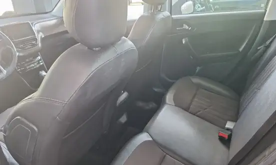 PEUGEOT-2008-1.6 16V FLEX GRIFFE 4P AUTOMÁTICO PEUGEOT-2008-2017