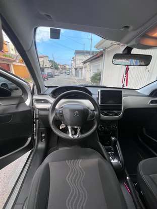 PEUGEOT-2008-2018