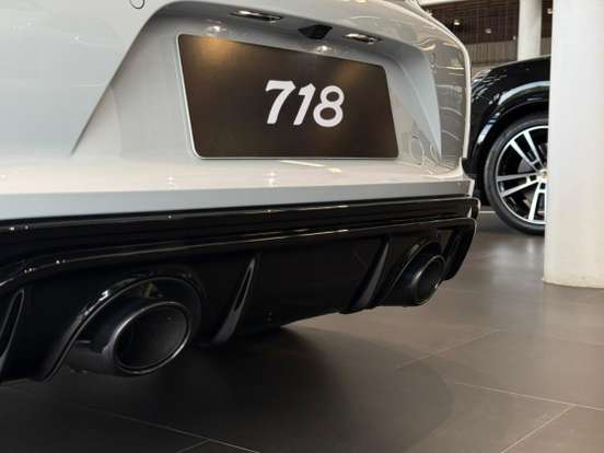 PORSCHE-718-2025