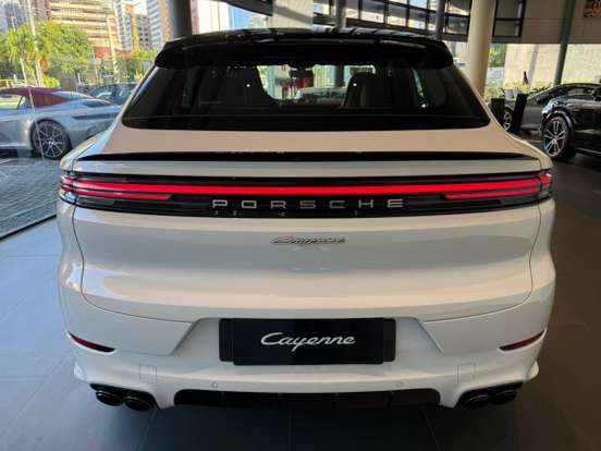 PORSCHE-CAYENNE-2025