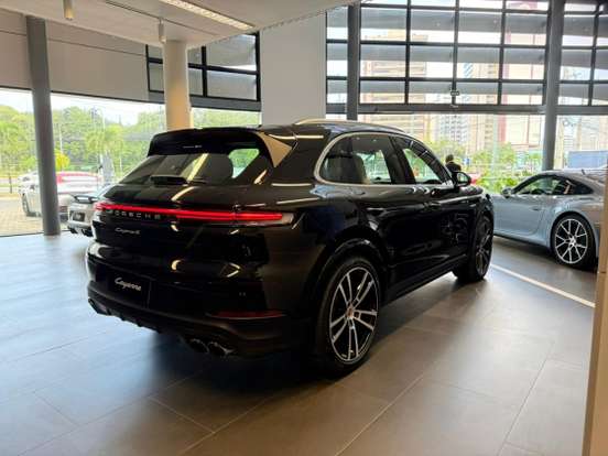 PORSCHE-CAYENNE-3.0 V6 S E-HYBRID AWD TIPTRONIC S PORSCHE-CAYENNE-2025