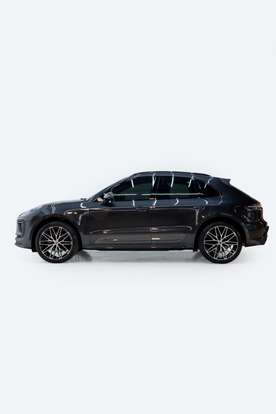 PORSCHE-MACAN-2023