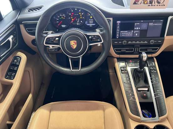 PORSCHE-MACAN-2019