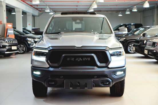 RAM-1500-5.7 V8 GASOLINA REBEL CD 4X4 AUTOMÁTICO RAM-1500-2021