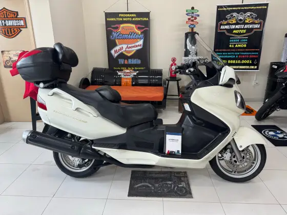 SUZUKI BURGMAN 650 