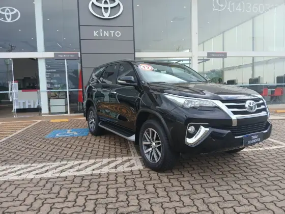 TOYOTA HILUX SW4 2.8 SRX 4X4 16V TURBO INTERCOOLER DIESEL 4P AUTOMÁTICO