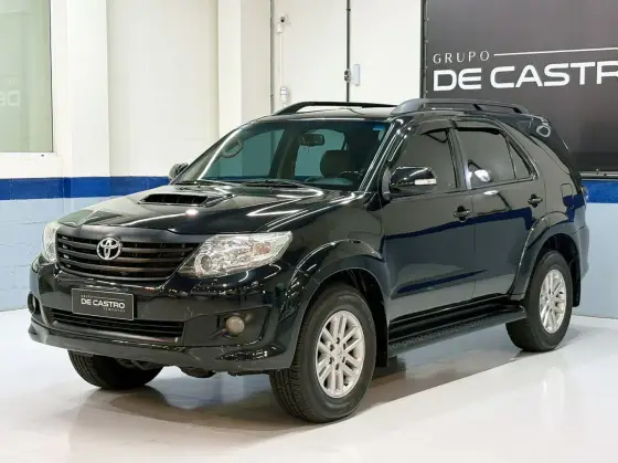 TOYOTA HILUX SW4 3.0 SRV 4X4 16V TURBO INTERCOOLER DIESEL 4P AUTOMÁTICO