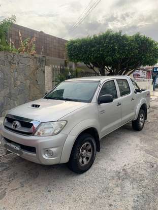 TOYOTA-HILUX-2009