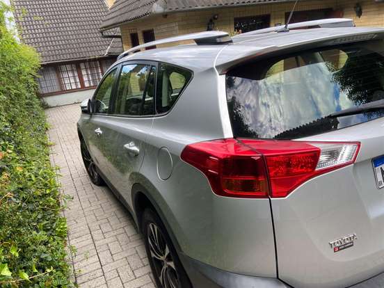 TOYOTA-RAV4-2013