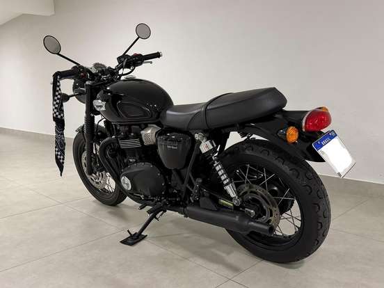 TRIUMPH-BONNEVILLE T100 BLACK 900 TRIUMPH-BONNEVILLE T100 BLACK 900-2019