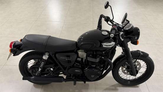 TRIUMPH-BONNEVILLE T100 BLACK 900 TRIUMPH-BONNEVILLE T100 BLACK 900-2019