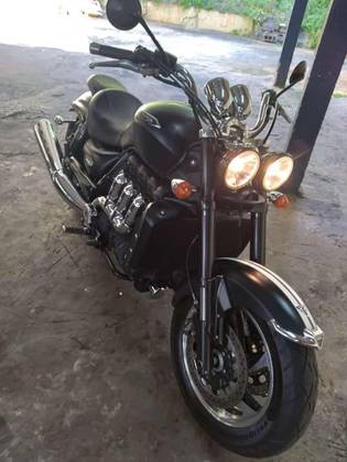 TRIUMPH ROCKET III ROADSTER 