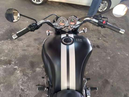 TRIUMPH-ROCKET III ROADSTER TRIUMPH-ROCKET III ROADSTER-2015