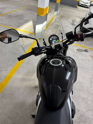 TRIUMPH-TRIDENT 660-2025
