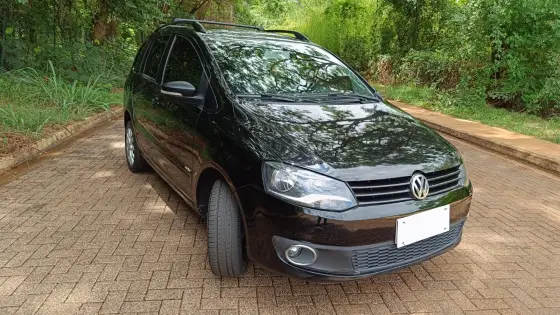 VOLKSWAGEN FOX 1.6 MI 8V FLEX 4P MANUAL VOLKSWAGEN FOX 1.6 MI 8V FLEX 4P MANUAL