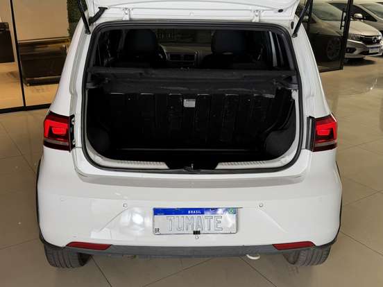 VOLKSWAGEN-FOX-2019