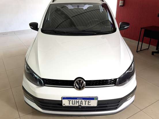 VOLKSWAGEN-FOX-2019
