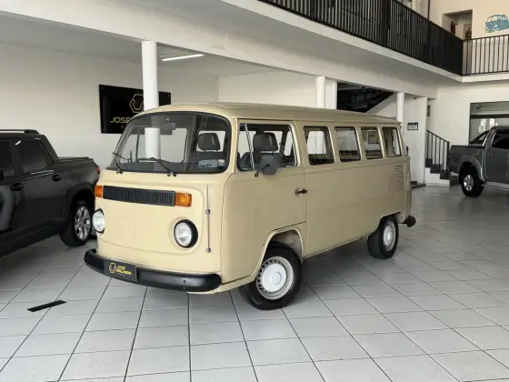 VOLKSWAGEN KOMBI 1.6 STD 8V GASOLINA 3P MANUAL VOLKSWAGEN KOMBI 1.6 STD 8V GASOLINA 3P MANUAL