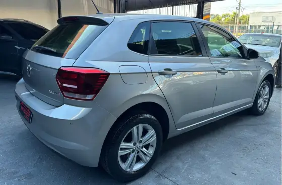 VOLKSWAGEN POLO 1.0 200 TSI COMFORTLINE AUTOMÁTICO