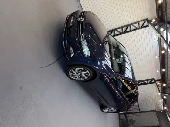 VOLKSWAGEN POLO 1.0 200 TSI HIGHLINE AUTOMÁTICO