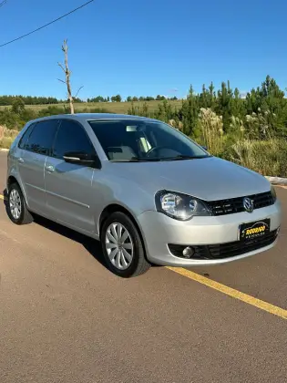 VOLKSWAGEN POLO 1.6 MI 8V FLEX 4P MANUAL
