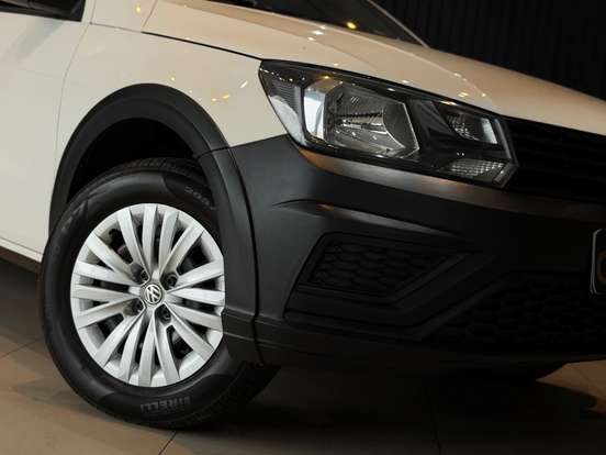 VOLKSWAGEN-SAVEIRO-2022