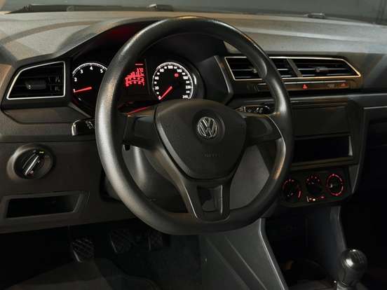VOLKSWAGEN-SAVEIRO-2022