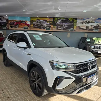 VOLKSWAGEN TAOS 1.4 250 TSI TOTAL FLEX COMFORTLINE AUTOMÁTICO