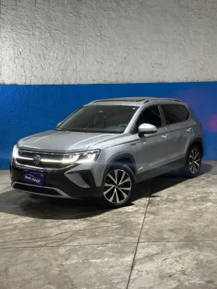 VOLKSWAGEN TAOS 1.4 250 TSI TOTAL FLEX HIGHLINE AUTOMÁTICO
