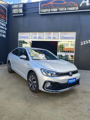 VOLKSWAGEN VIRTUS 1.0 200 TSI HIGHLINE AUTOMÁTICO