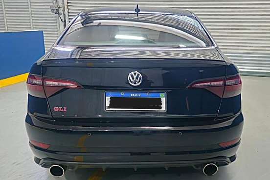 VOLKSWAGEN-JETTA-2021