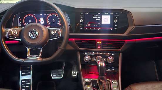 VOLKSWAGEN-JETTA-2021