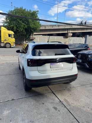 VOLKSWAGEN-T-CROSS-2020