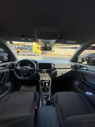 VOLKSWAGEN-T-CROSS-2020
