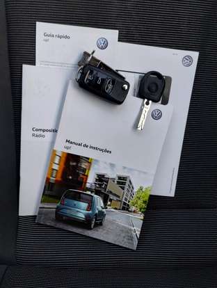 VOLKSWAGEN-UP-1.0 MPI TOTAL FLEX 4P MANUAL VOLKSWAGEN-UP-2019
