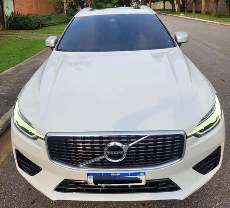 VOLVO-XC60-2.0 T5 GASOLINA R-DESIGN AWD GEARTRONIC VOLVO-XC60-2018