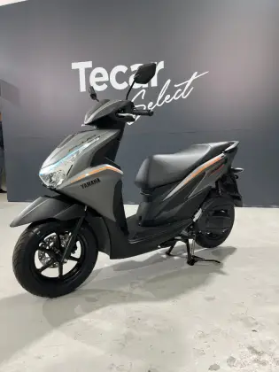 YAMAHA FLUO 125 HYBRID CONNECTED ABS 