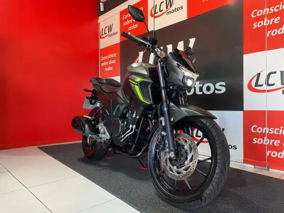 YAMAHA FZ25 FAZER ABS 