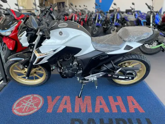 YAMAHA-FZ25 FAZER CONNECTED ABS YAMAHA-FZ25 FAZER CONNECTED ABS-2025