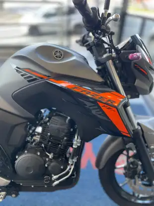 YAMAHA-FZ25 FAZER CONNECTED ABS YAMAHA-FZ25 FAZER CONNECTED ABS-2025