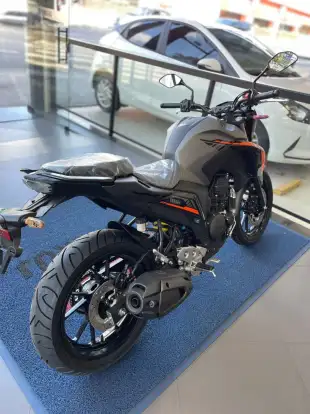 YAMAHA-FZ25 FAZER CONNECTED ABS-2025