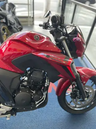 YAMAHA-FZ25 FAZER CONNECTED ABS-2025