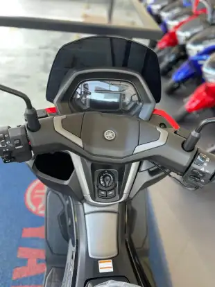 YAMAHA-NMAX CONNECTED 160 ABS-2025