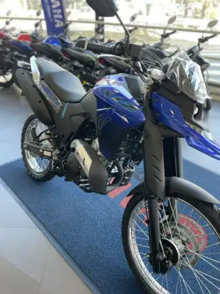 YAMAHA-XTZ 250 LANDER CONNECTED-2025