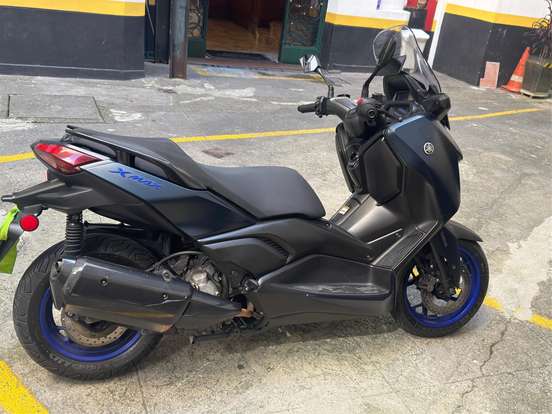 YAMAHA-XMAX 250 CONNECTED ABS YAMAHA-XMAX 250 CONNECTED ABS-2025
