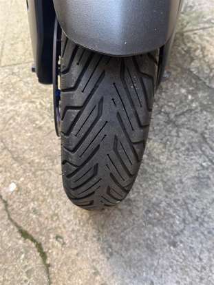 YAMAHA-XMAX 250 CONNECTED ABS-2025