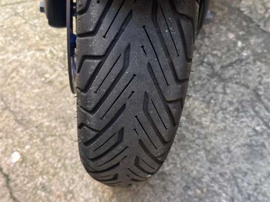YAMAHA-XMAX 250 CONNECTED ABS YAMAHA-XMAX 250 CONNECTED ABS-2025