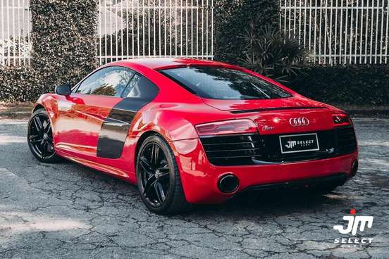 AUDI-R8-2014