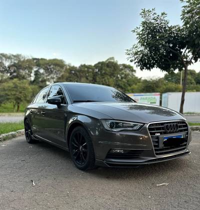 AUDI A3 1.8 TFSI SEDAN AMBITION 16V 180CV GASOLINA 4P AUTOMÁTICO